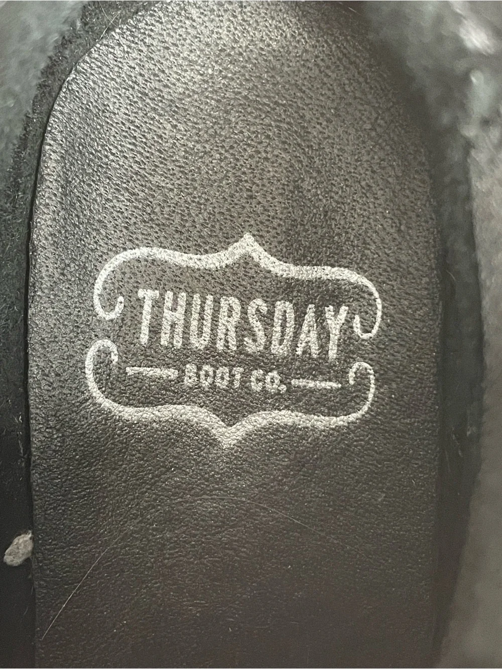 THURSDAY BOOT CO Ankle Booties Black Leather Chelsea Lug Sole Boots Size 5